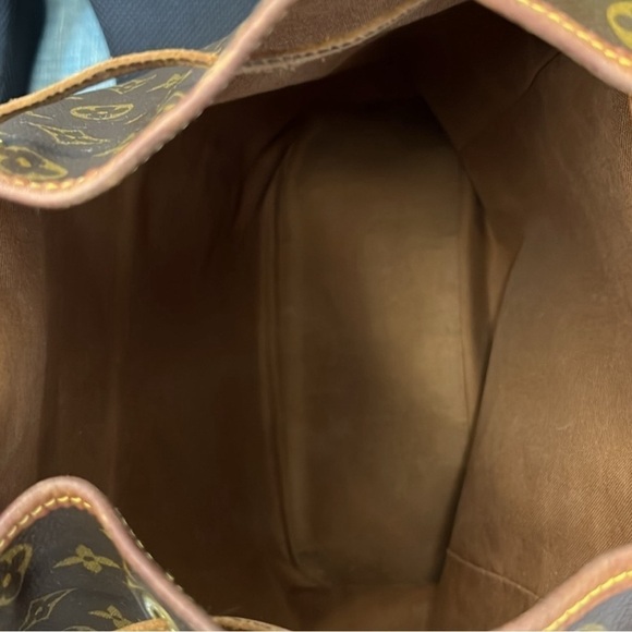 Louis Vuitton MM MONTSOURIS full size backpack beautiful honey patina with COA - Picture 3 of 13